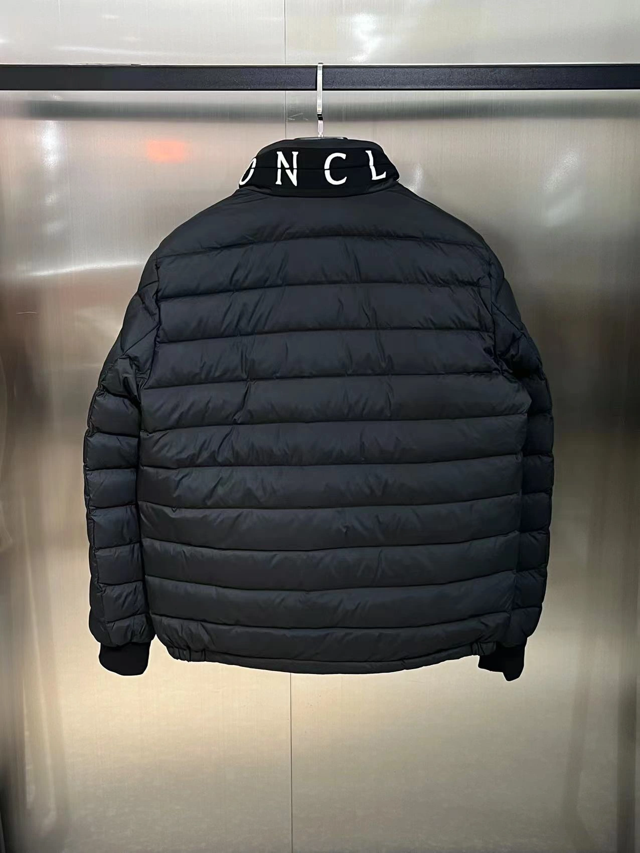 Moncler Down Jackets Functional 146046