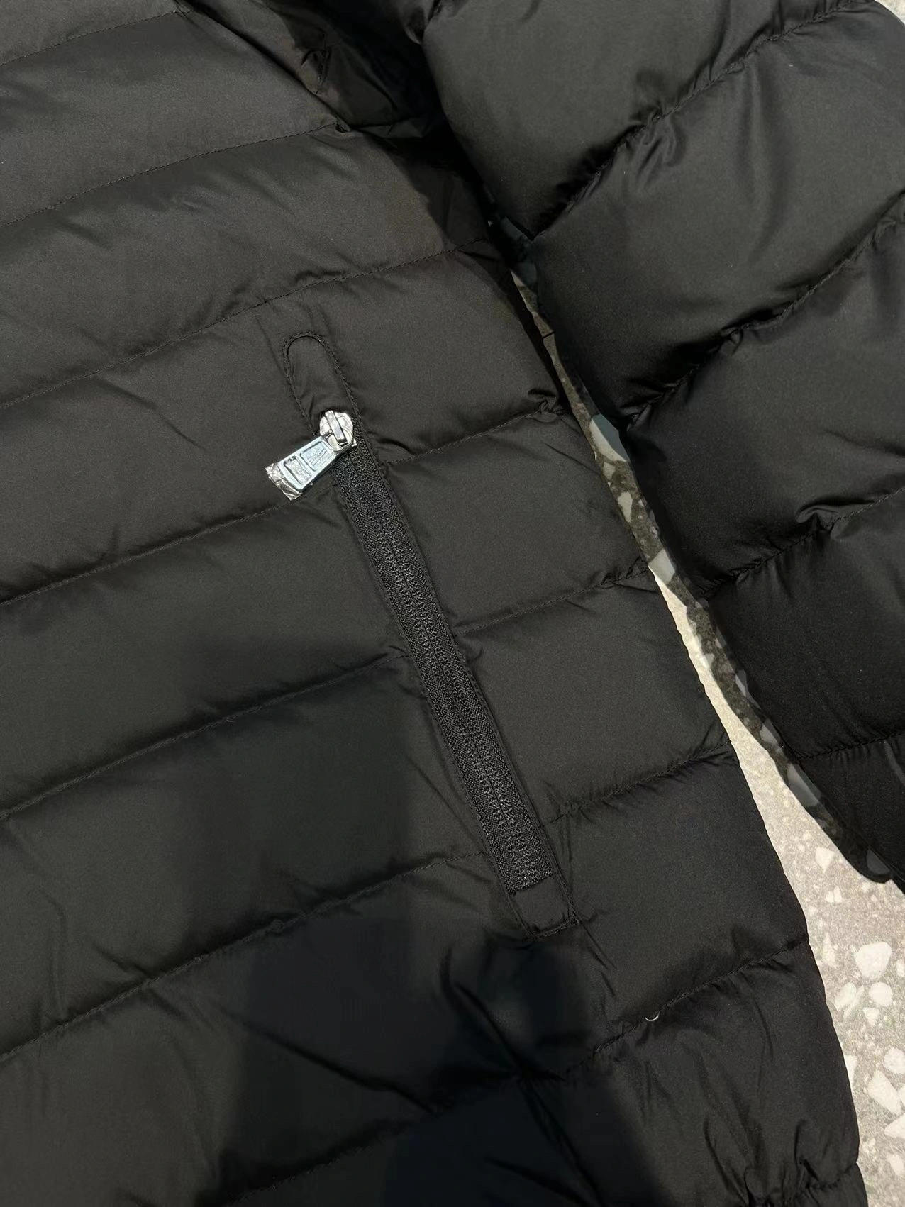 Moncler Down Jackets Functional 146046