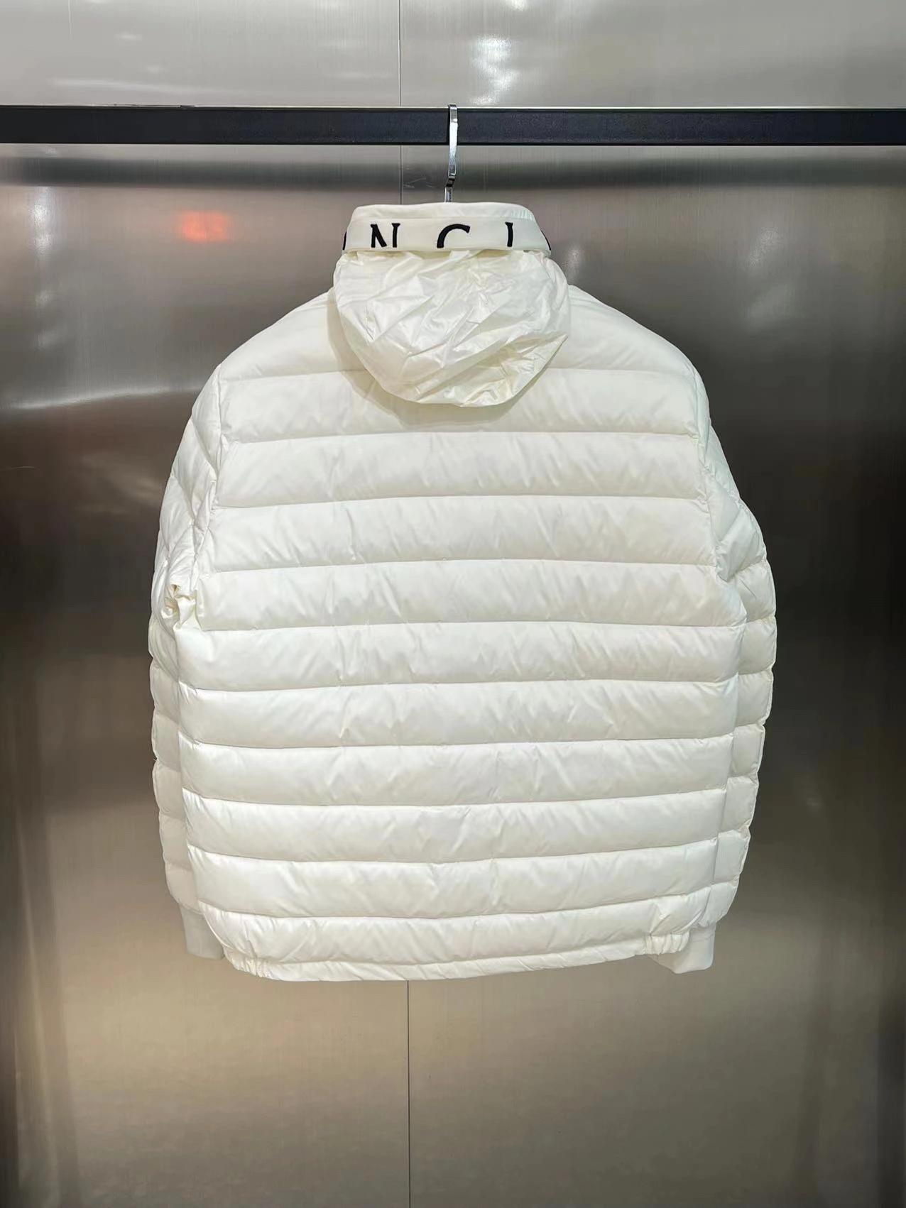 Moncler Down Jackets FashionForward 146043
