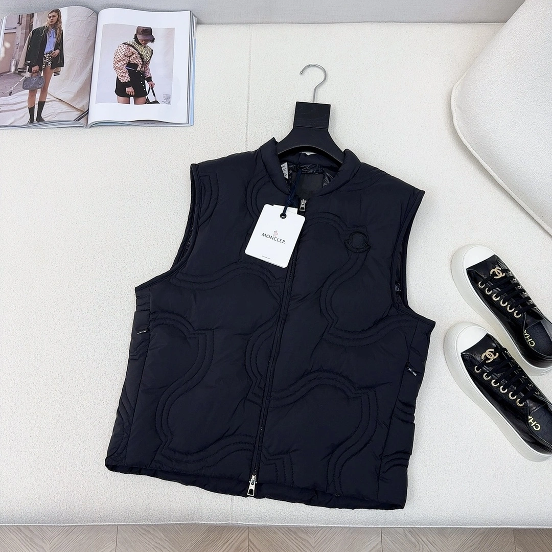 Moncler Down Jackets RelaxedFit 146034