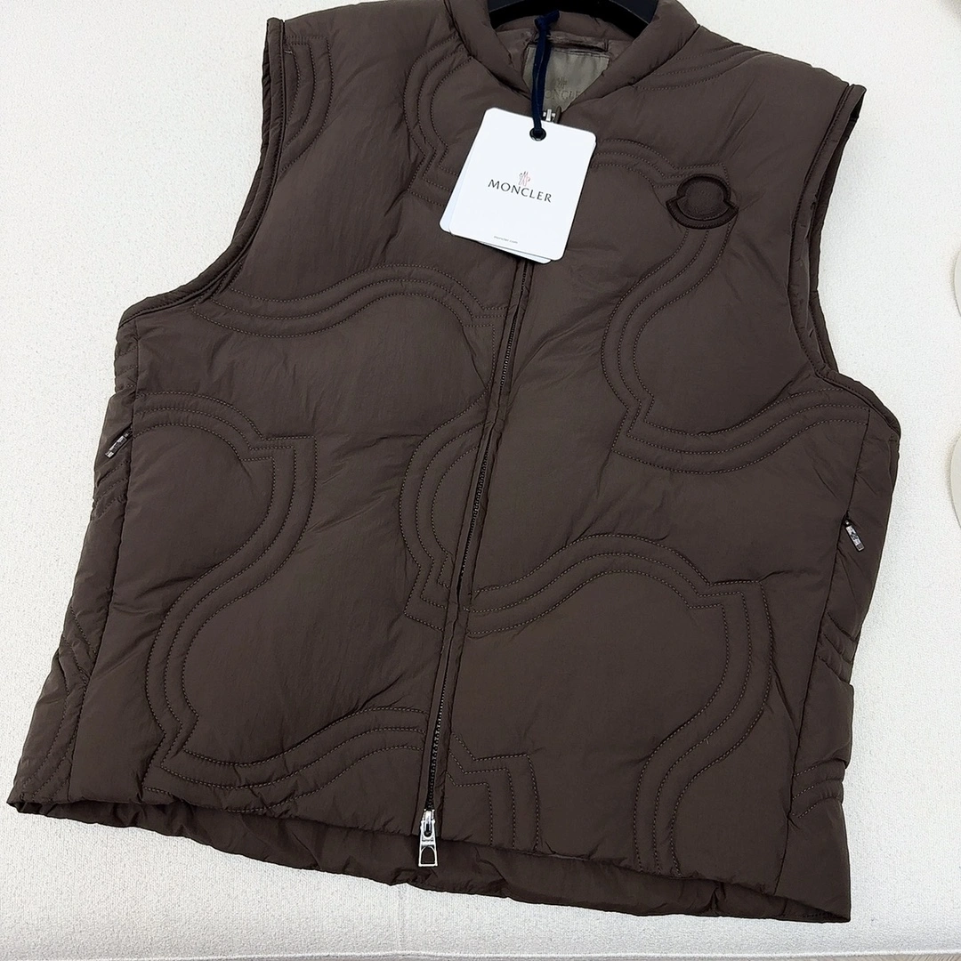 Refined Moncler Down Jackets 146036