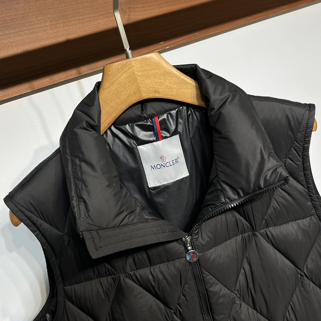 Moncler Down Jackets Lightweight 146049