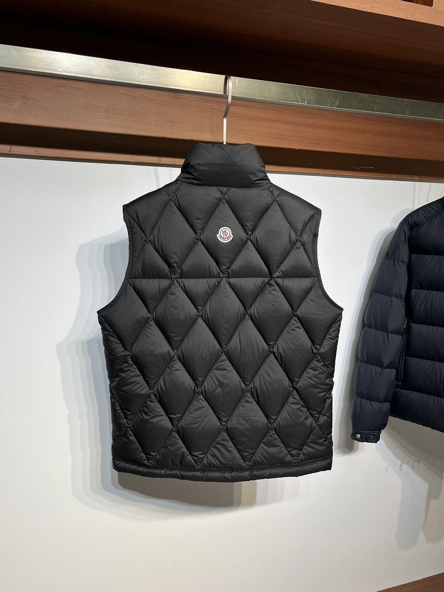 Moncler Down Jackets Lightweight 146049