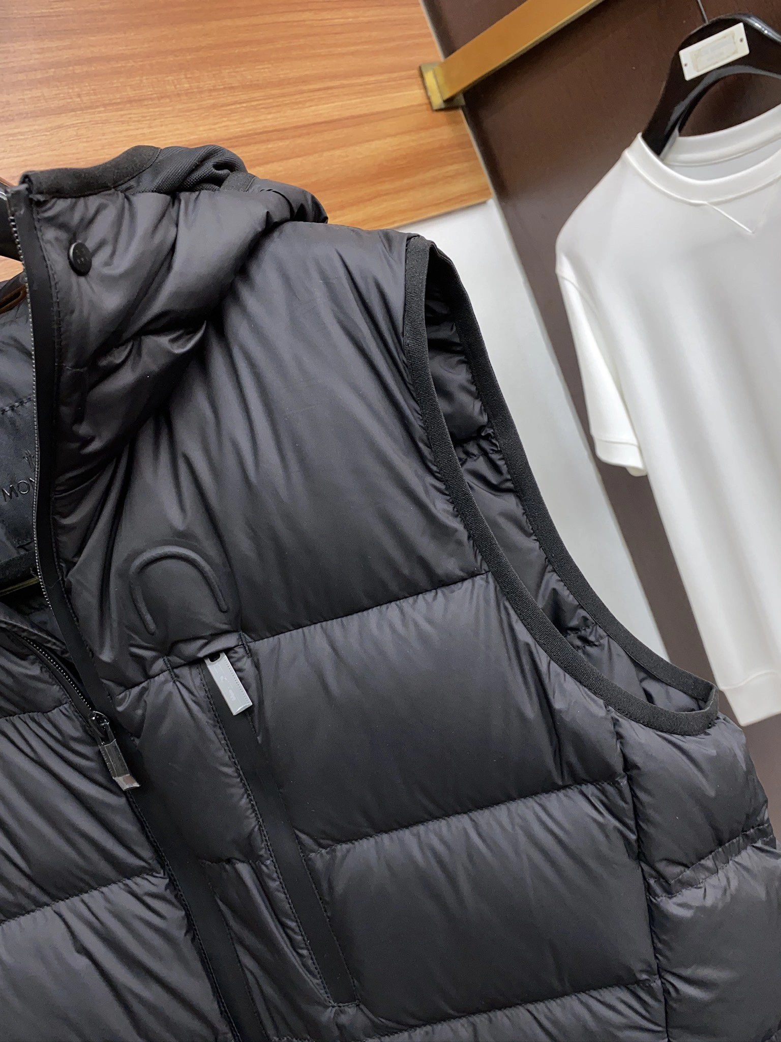 Moncler Down Jackets SunProtective 146029