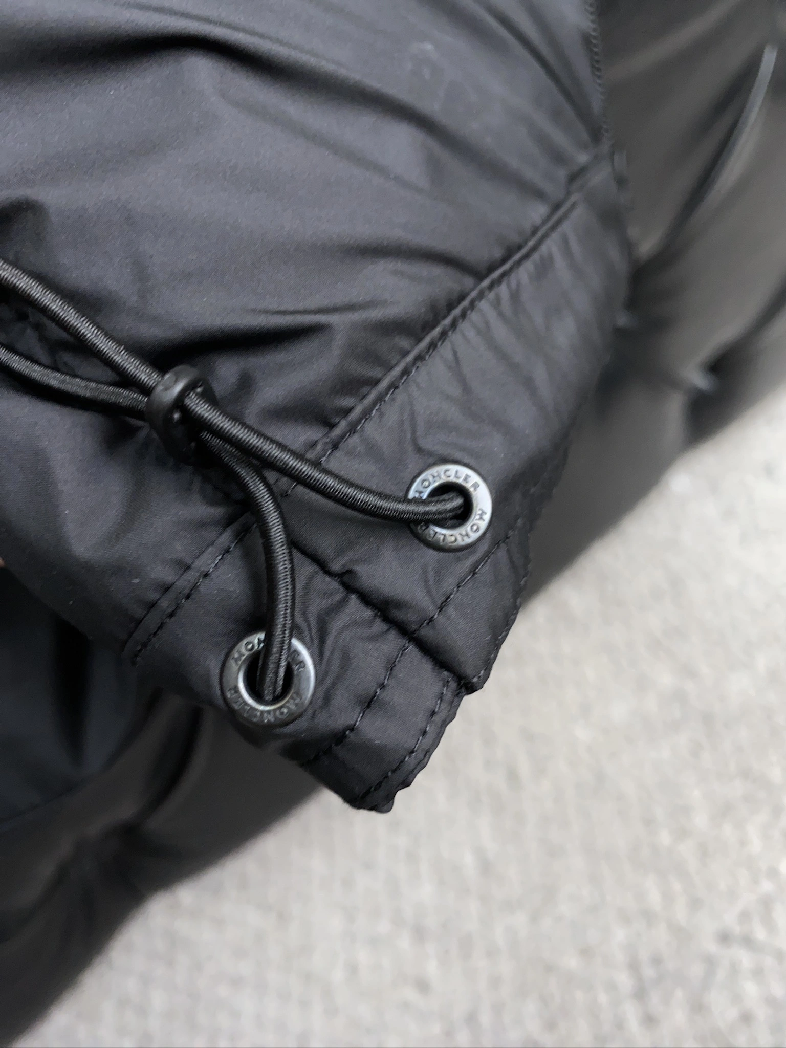 Moncler Down Jackets SunProtective 146029