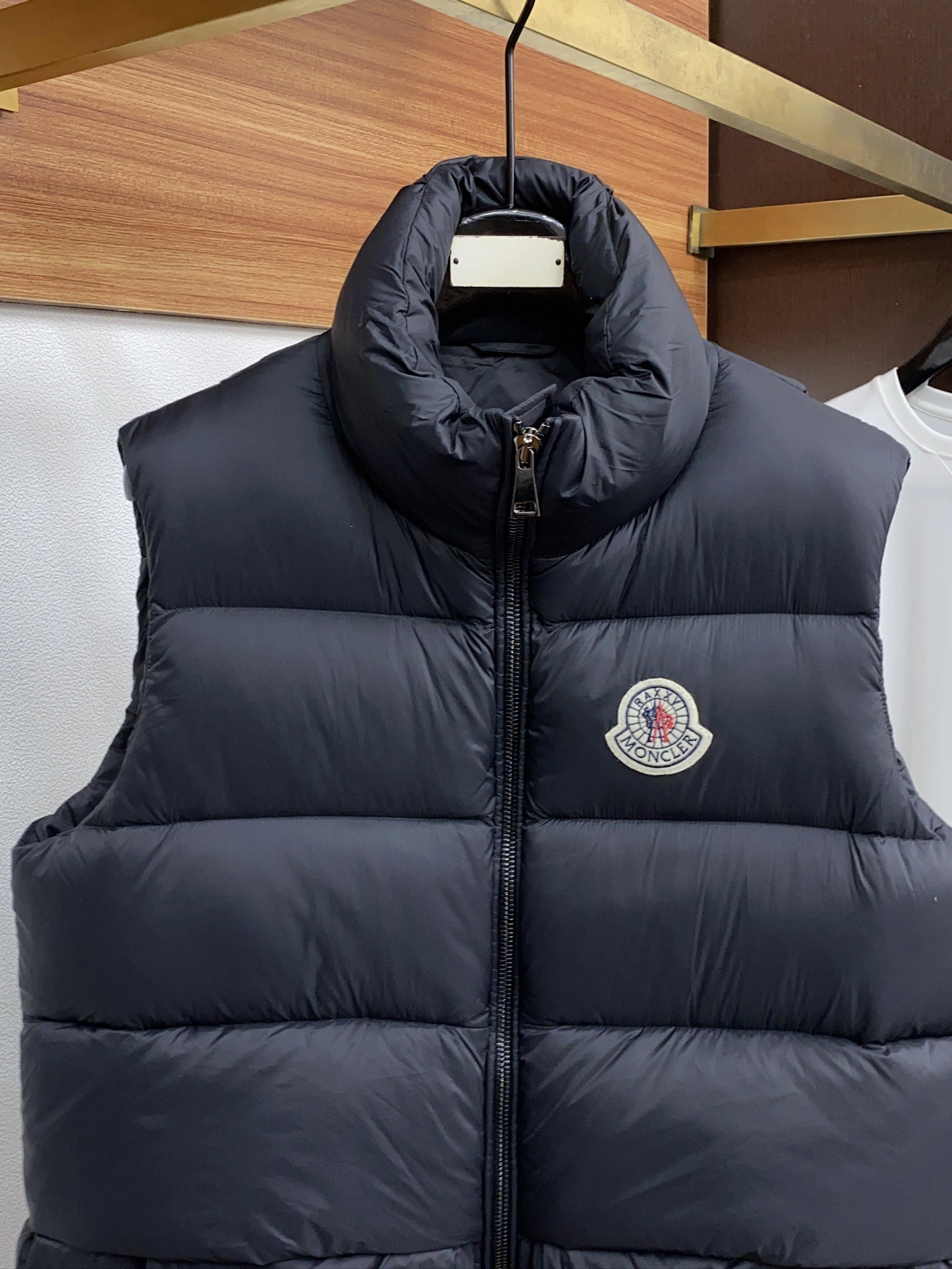 Elegant Moncler Down Jackets 146040