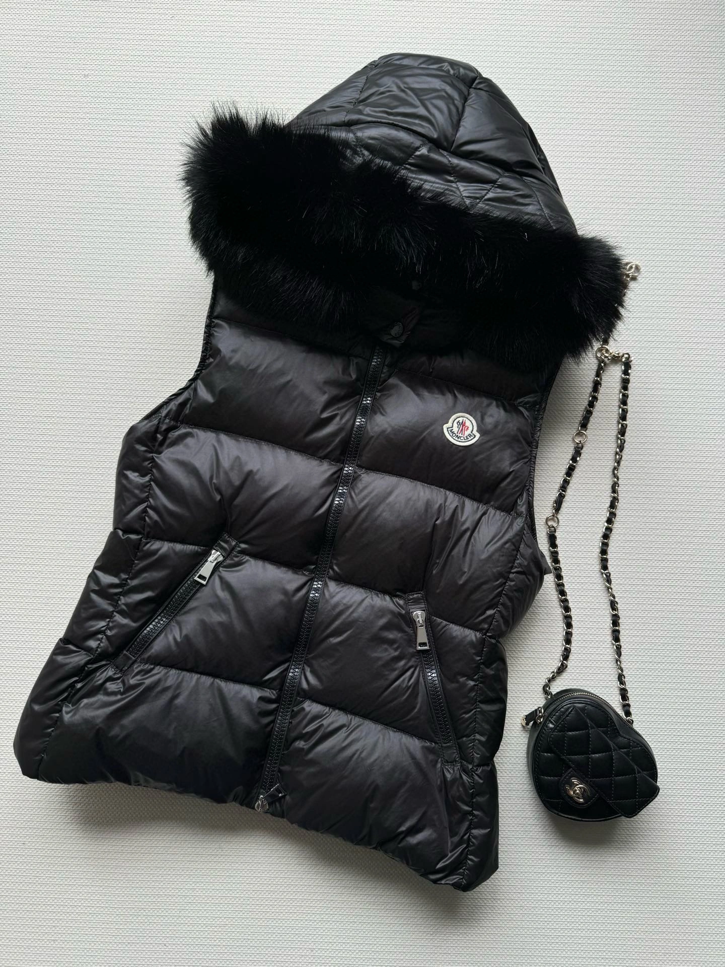 Moncler Down Jackets DailyWear 146060