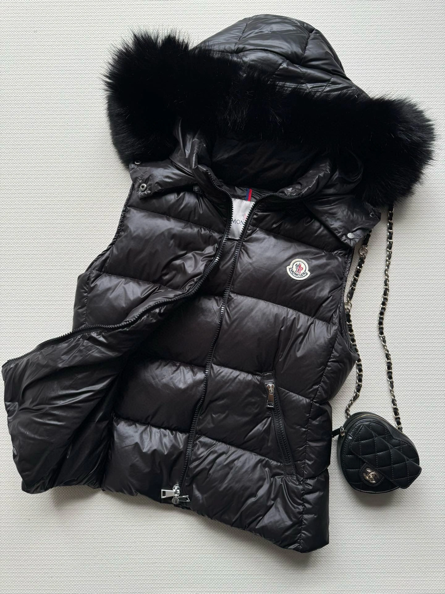 Moncler Down Jackets DailyWear 146060