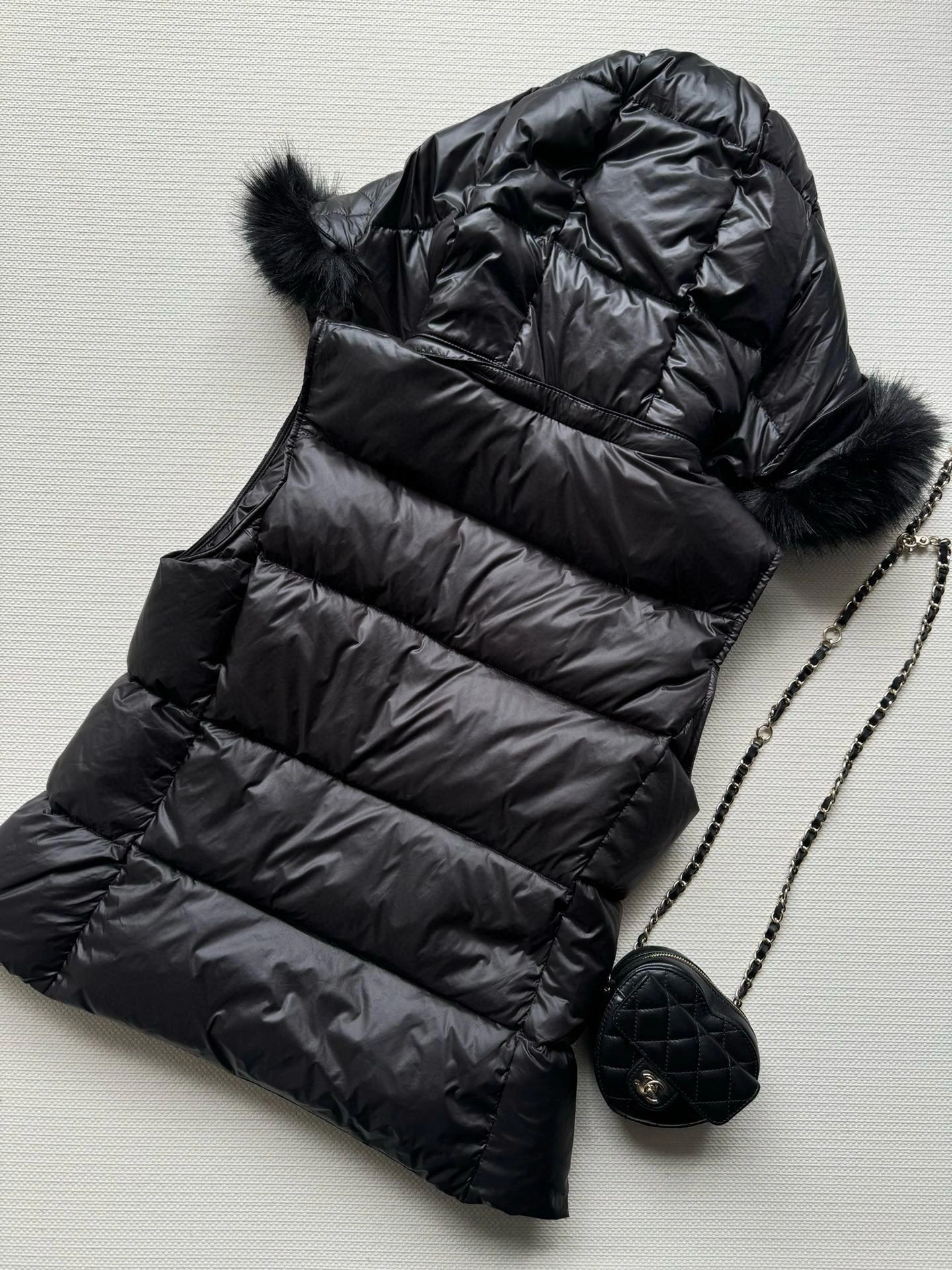 Moncler Down Jackets DailyWear 146060