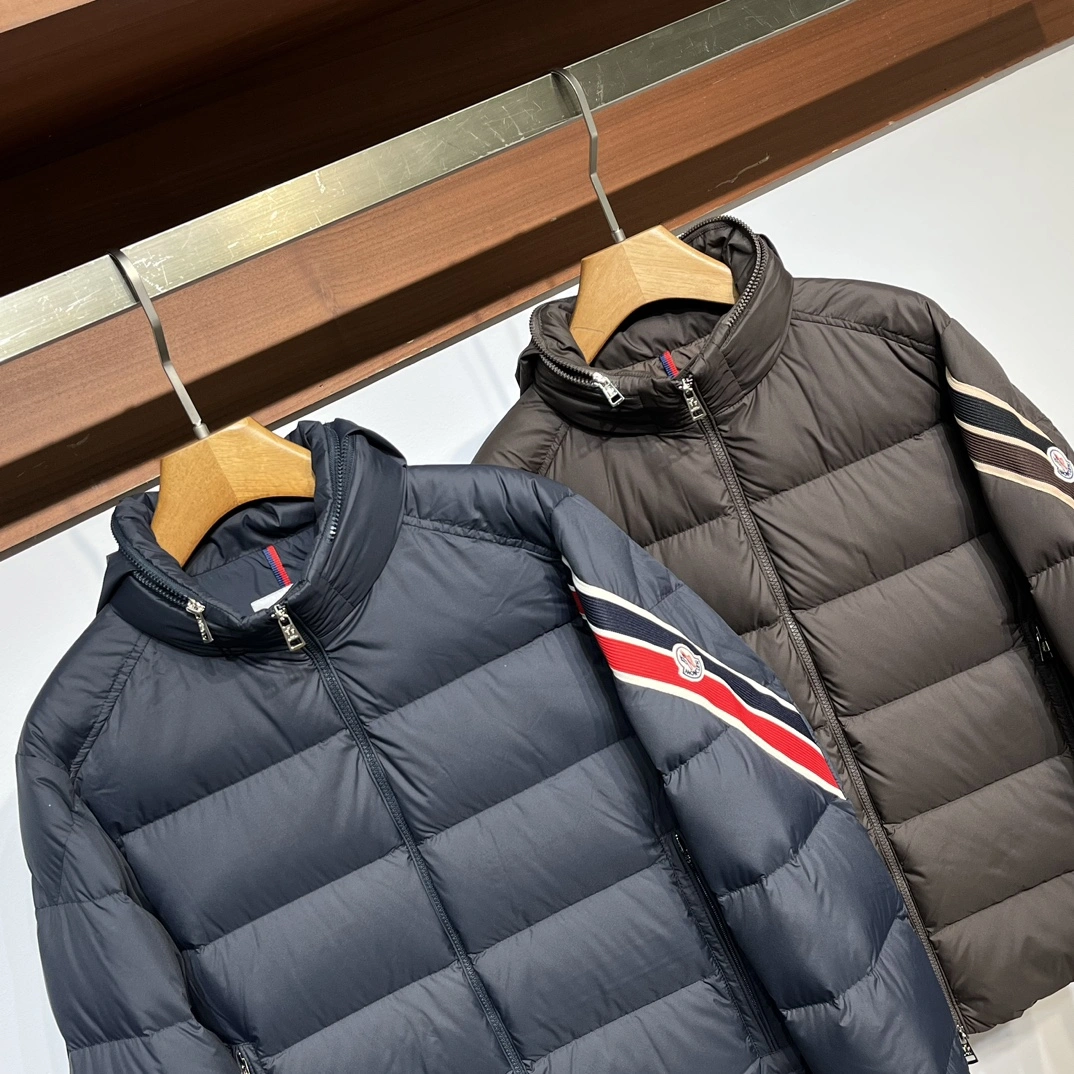 Moncler Down Jackets Practical 146037