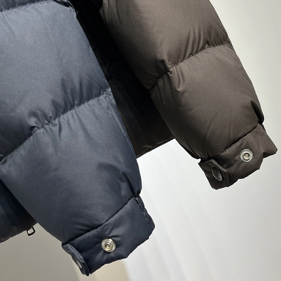 Moncler Down Jackets Practical 146037