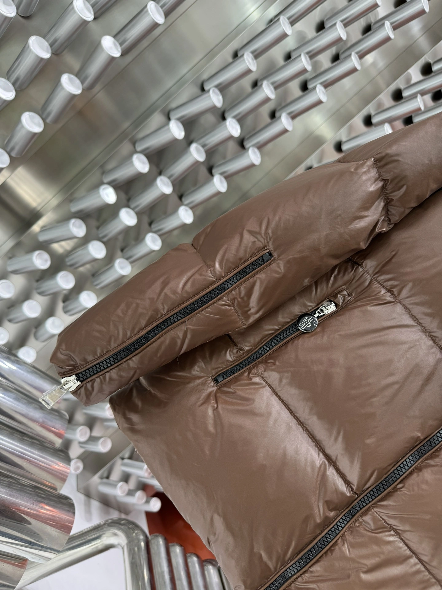 Moncler Down Jackets Popular 146024