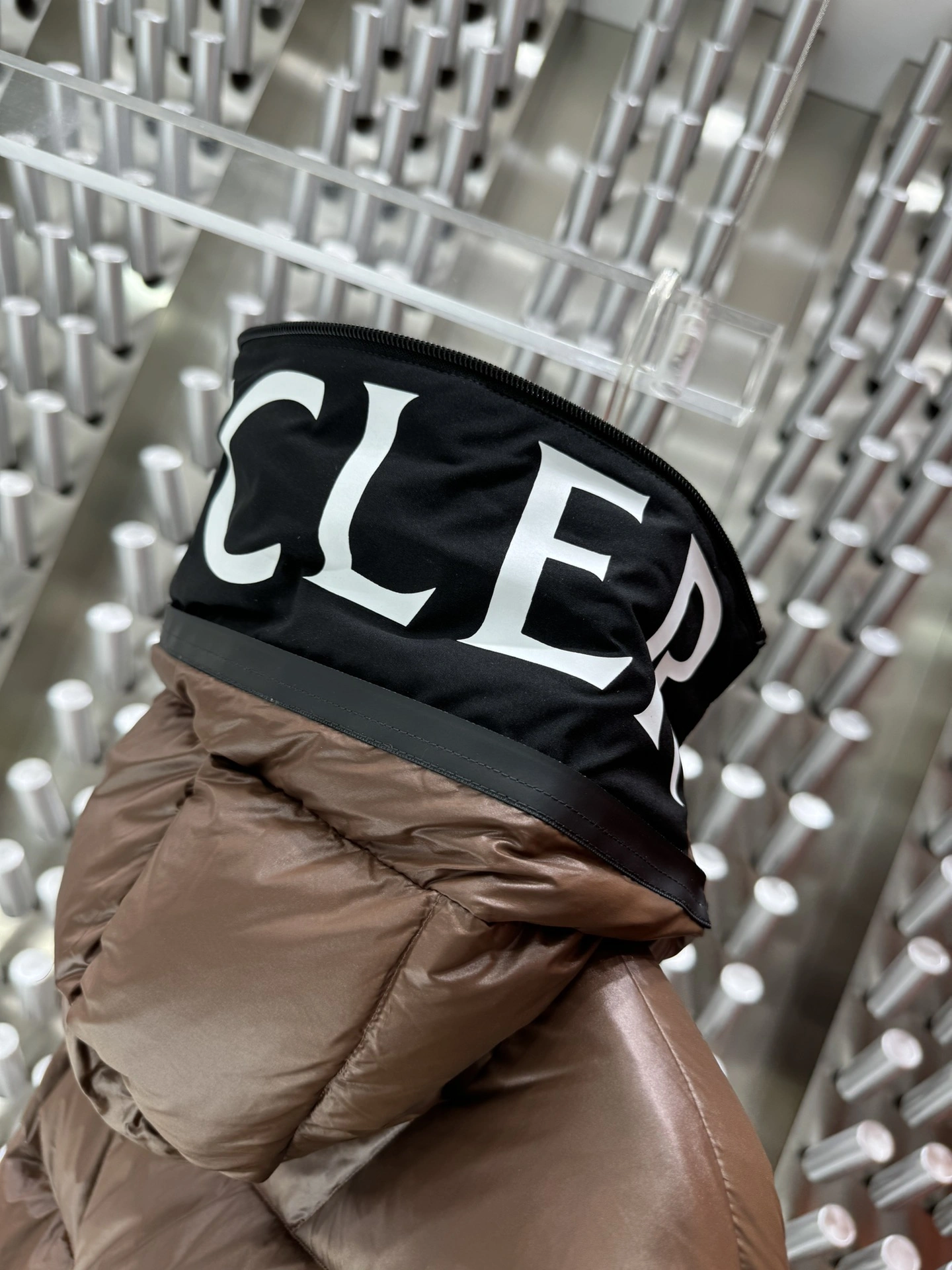 Moncler Down Jackets Popular 146024
