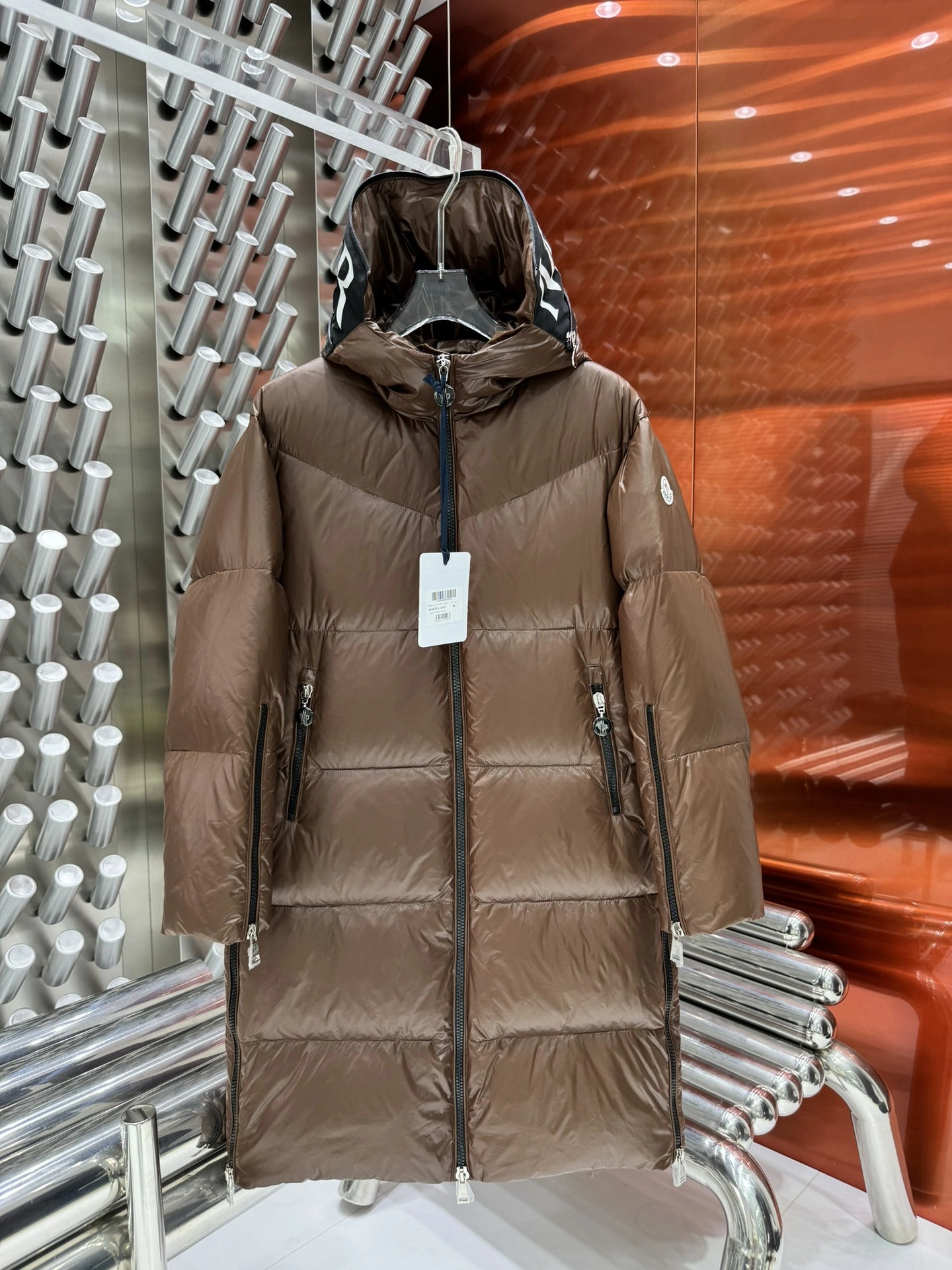 FlexibleFit Moncler Down Jackets 146025