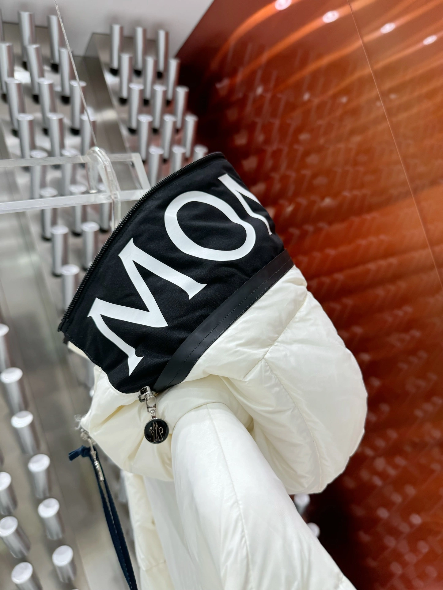 Moncler Down Jackets Elegant 146022