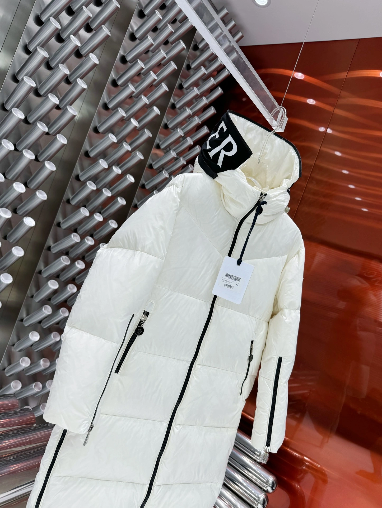 Moncler Down Jackets Elegant 146022
