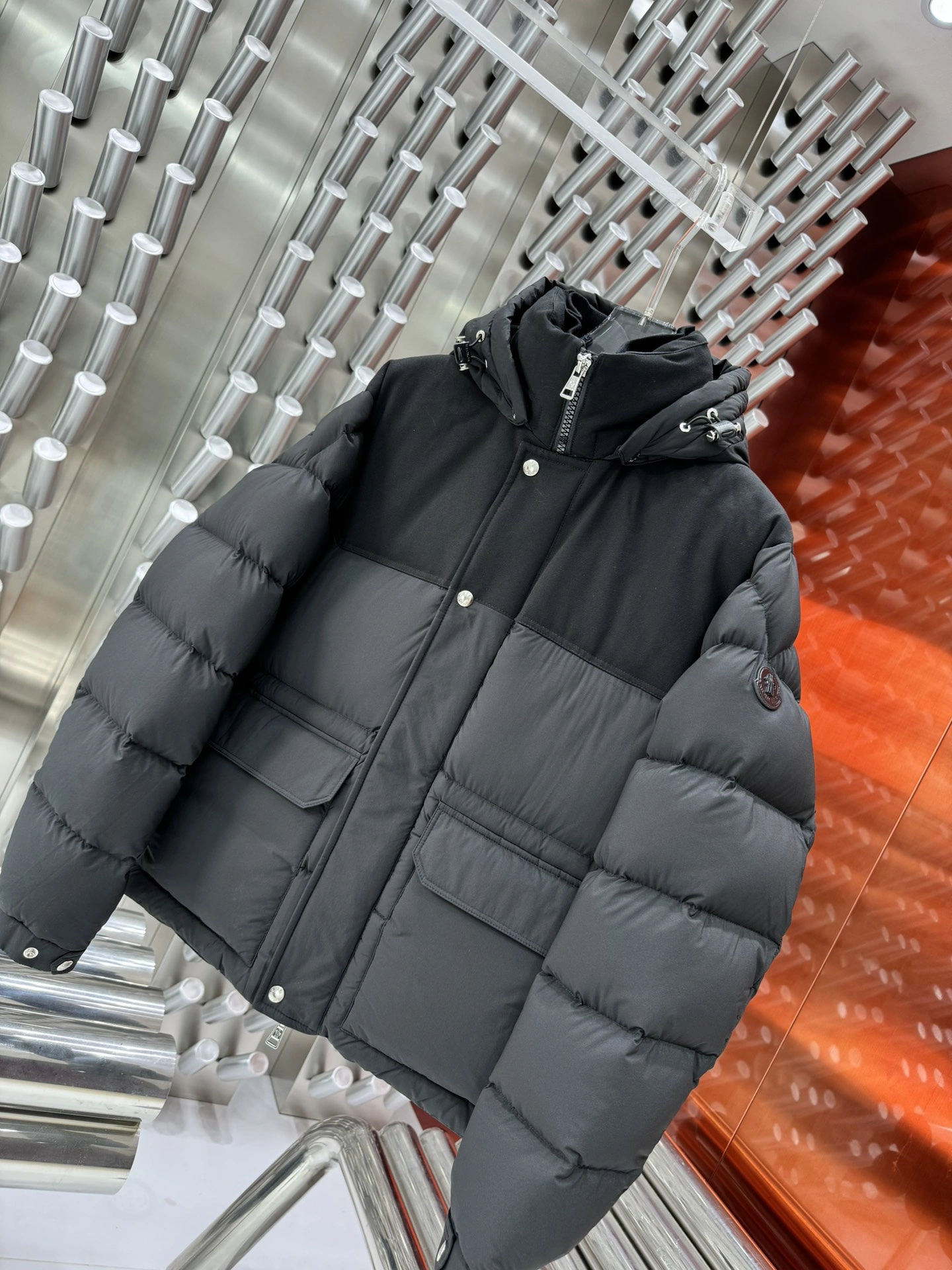 Moncler Down Jackets Comfortable 146019
