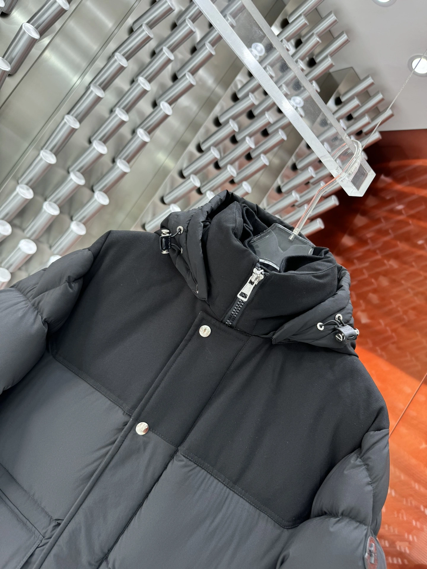 Moncler Down Jackets Comfortable 146019
