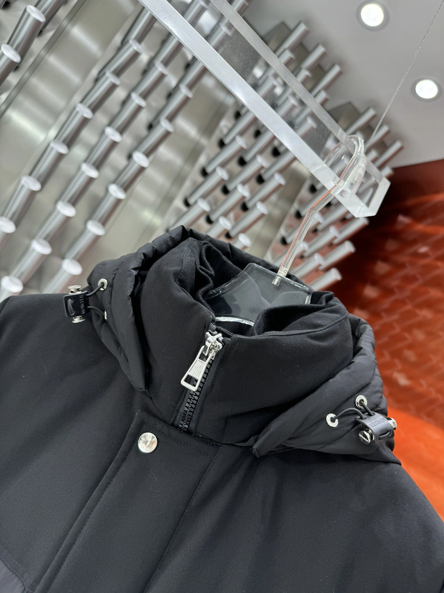 Moncler Down Jackets Comfortable 146019