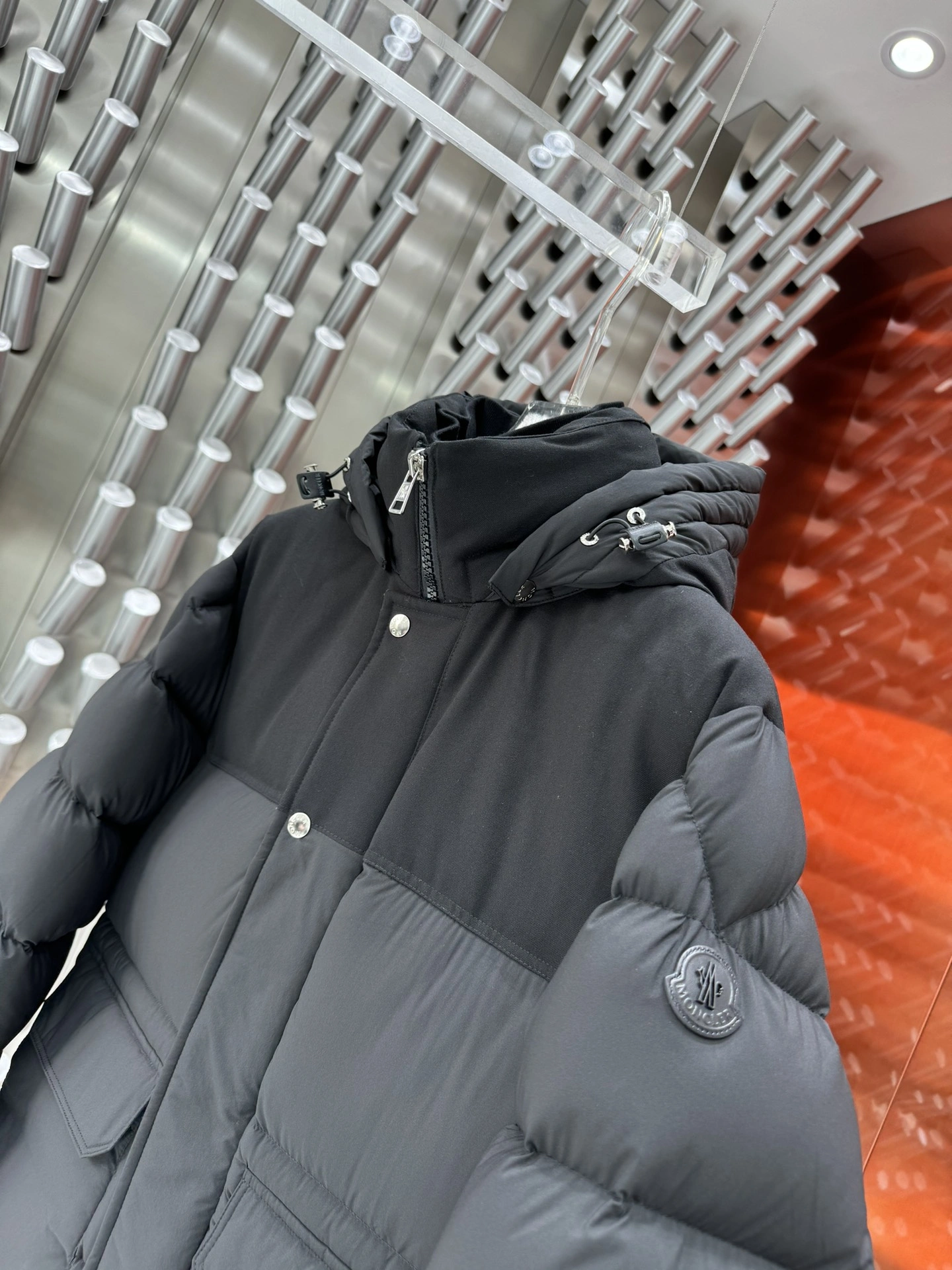 Moncler Down Jackets Comfortable 146019