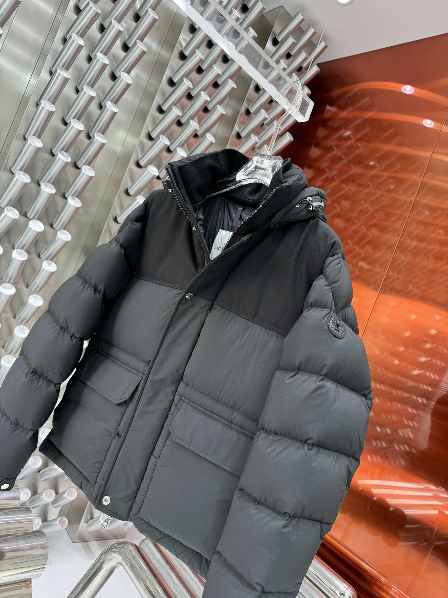 Moncler Down Jackets Comfortable 146019
