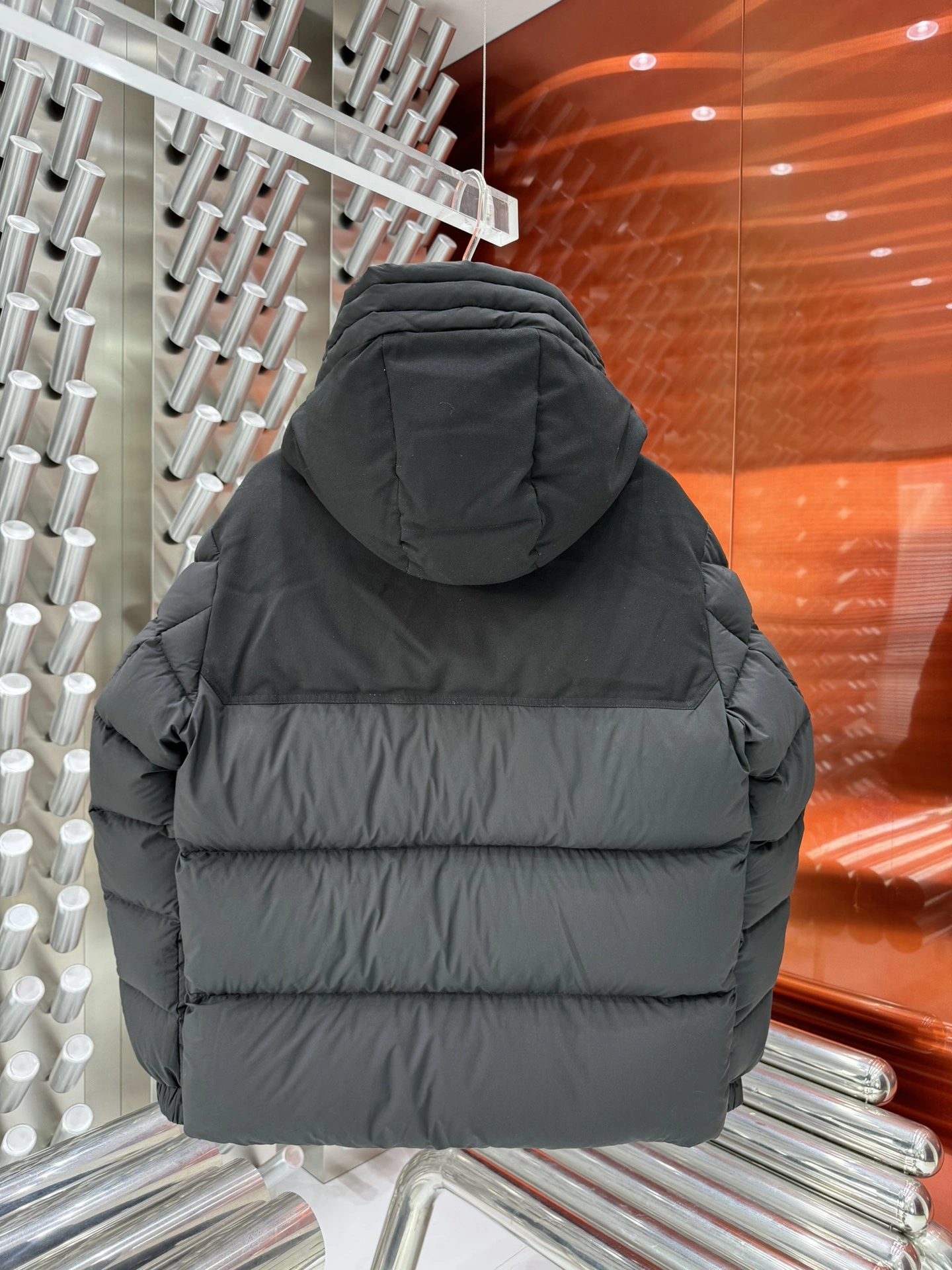 Moncler Down Jackets Comfortable 146019