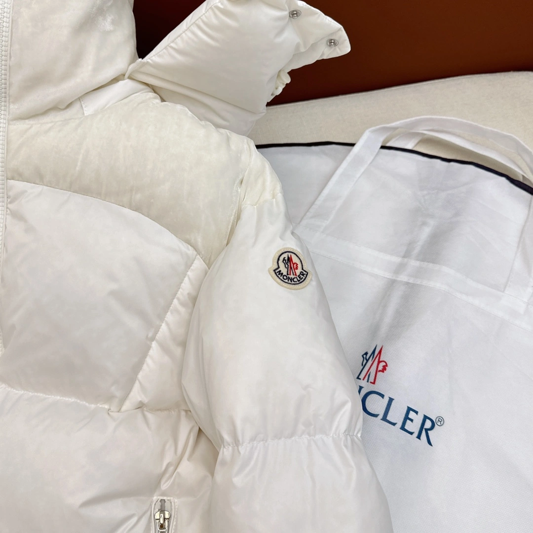 Moncler Down Jackets QuickDry 146017