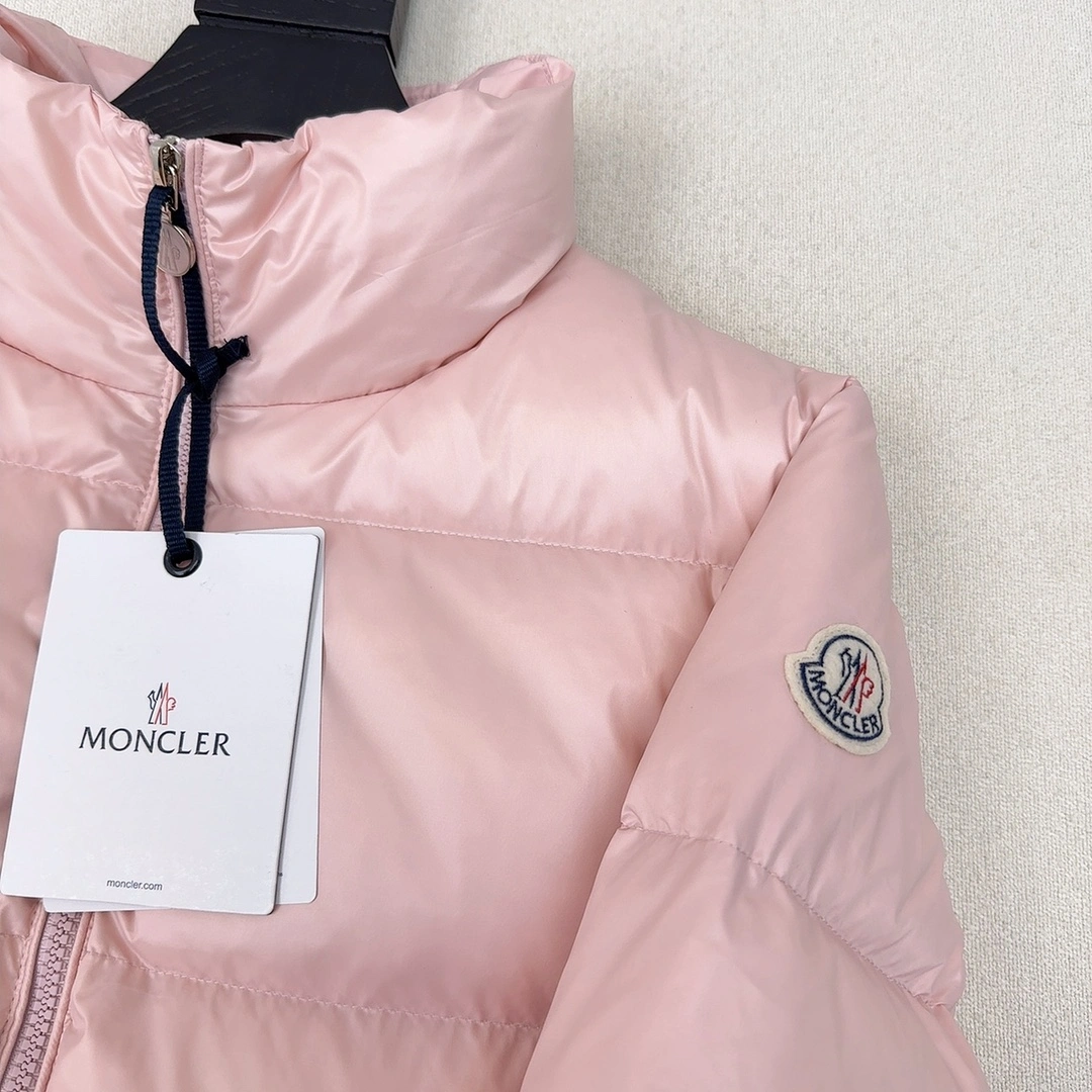 Moncler Down Jackets SportInspired 146018