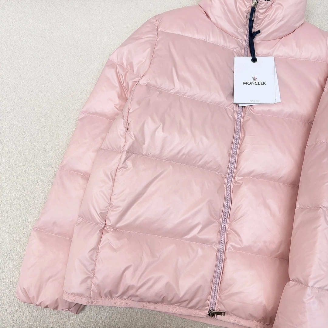 Moncler Down Jackets SportInspired 146018