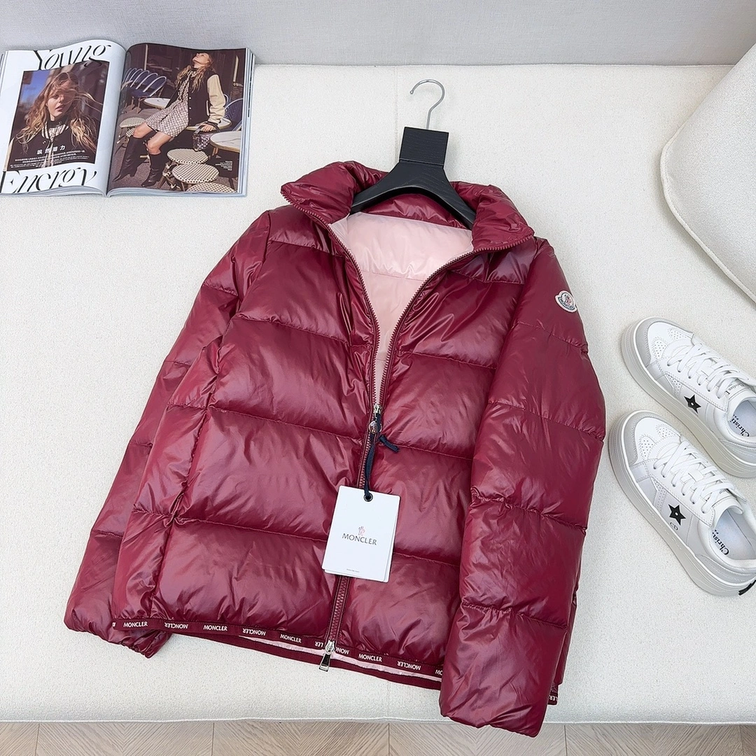 Moncler Down Jackets MultiPurpose 146011