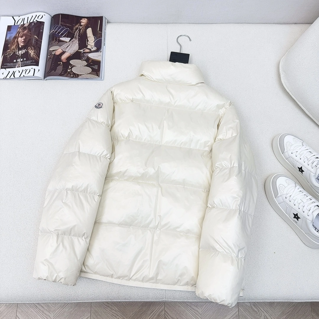 Moncler Down Jackets Practical 146008