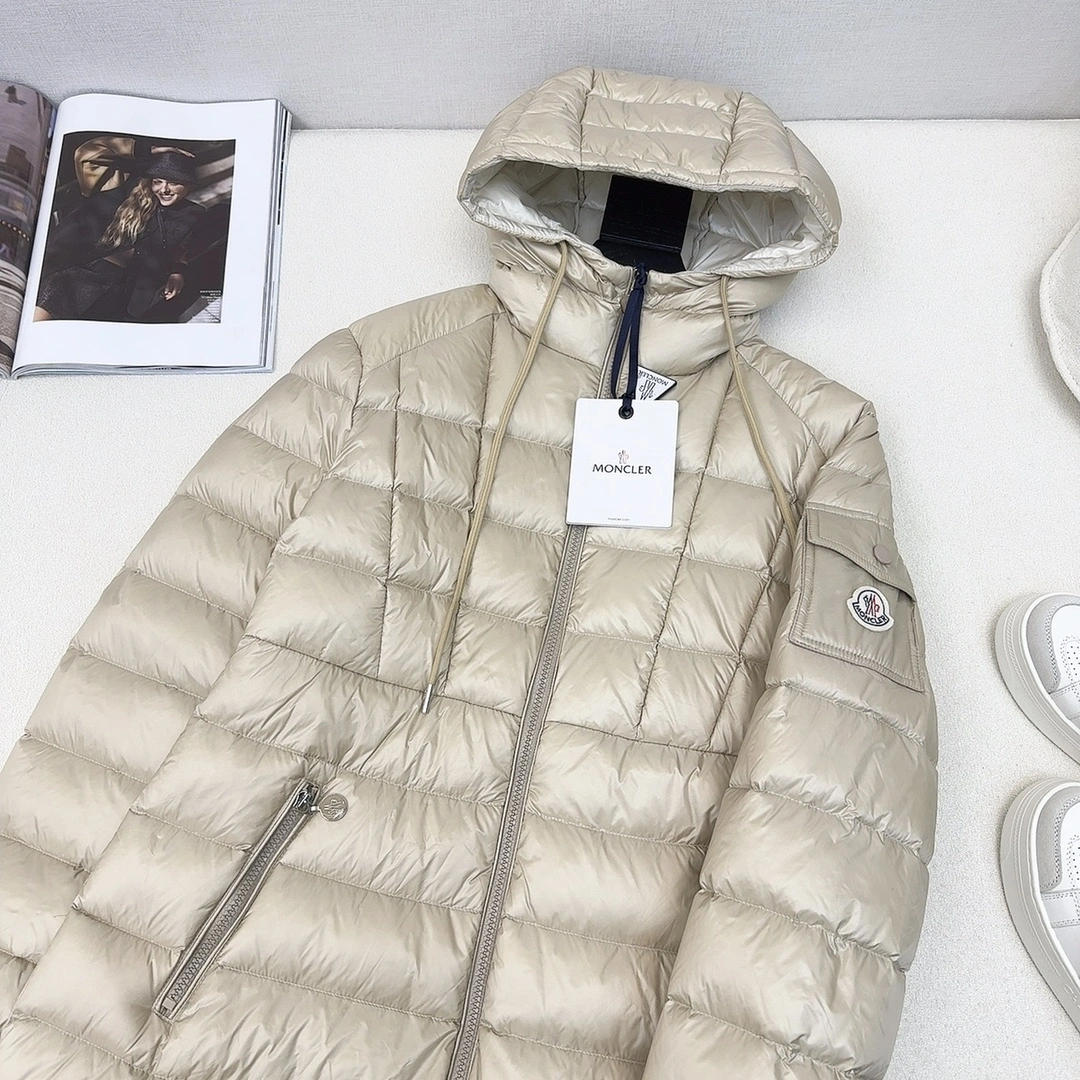Moncler Down Jackets Effortless 146006