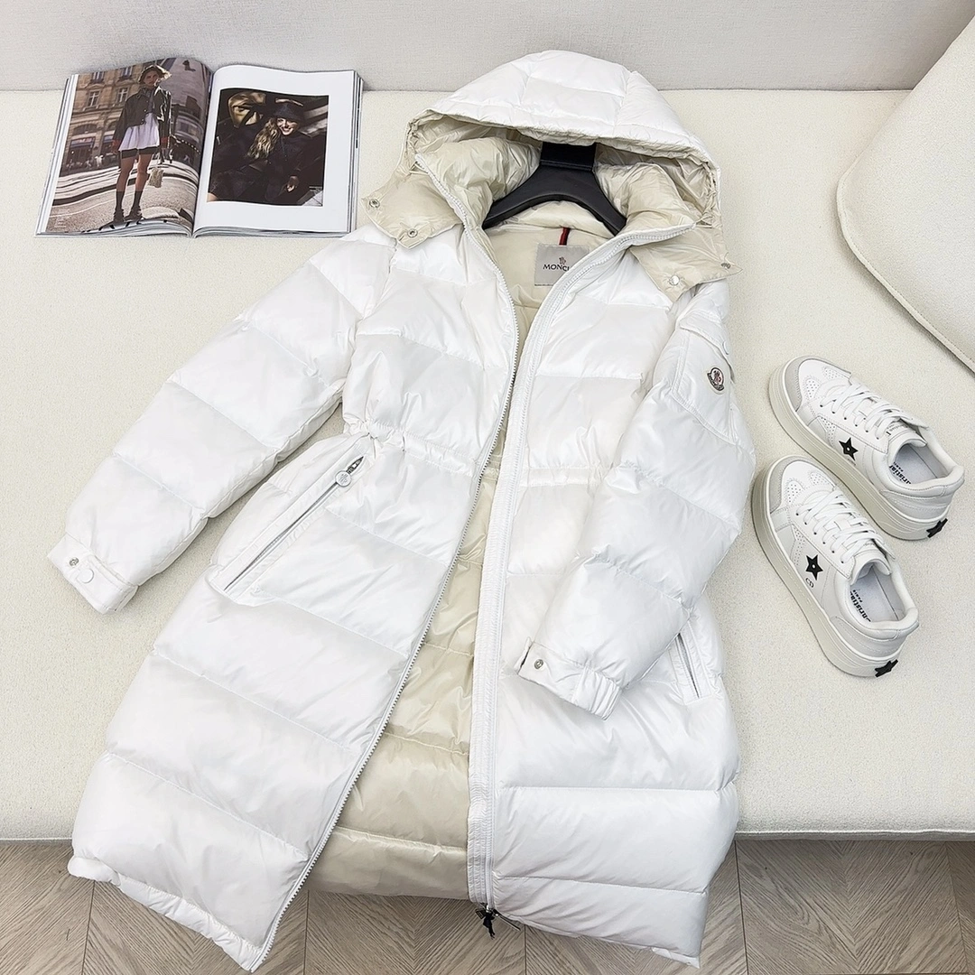 Moncler Down Jackets SmoothTexture 146010