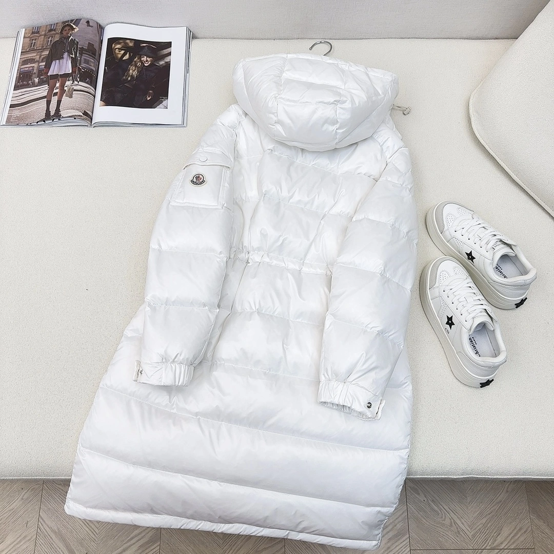 Moncler Down Jackets SmoothTexture 146010