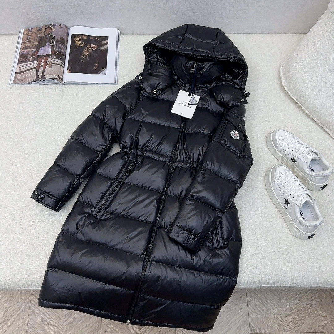 Bright Moncler Down Jackets 145986