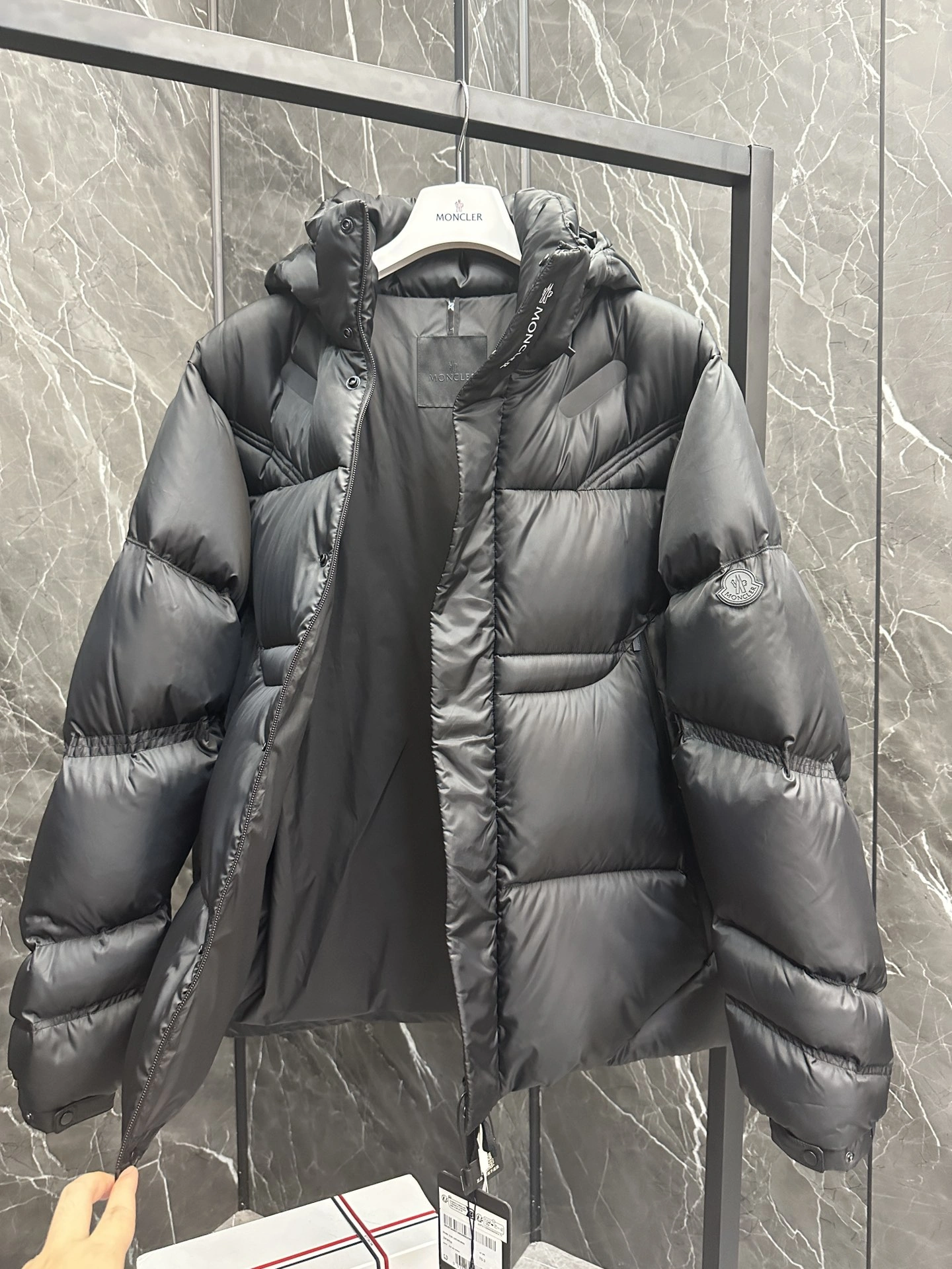 Cozy Moncler Down Jackets 146002
