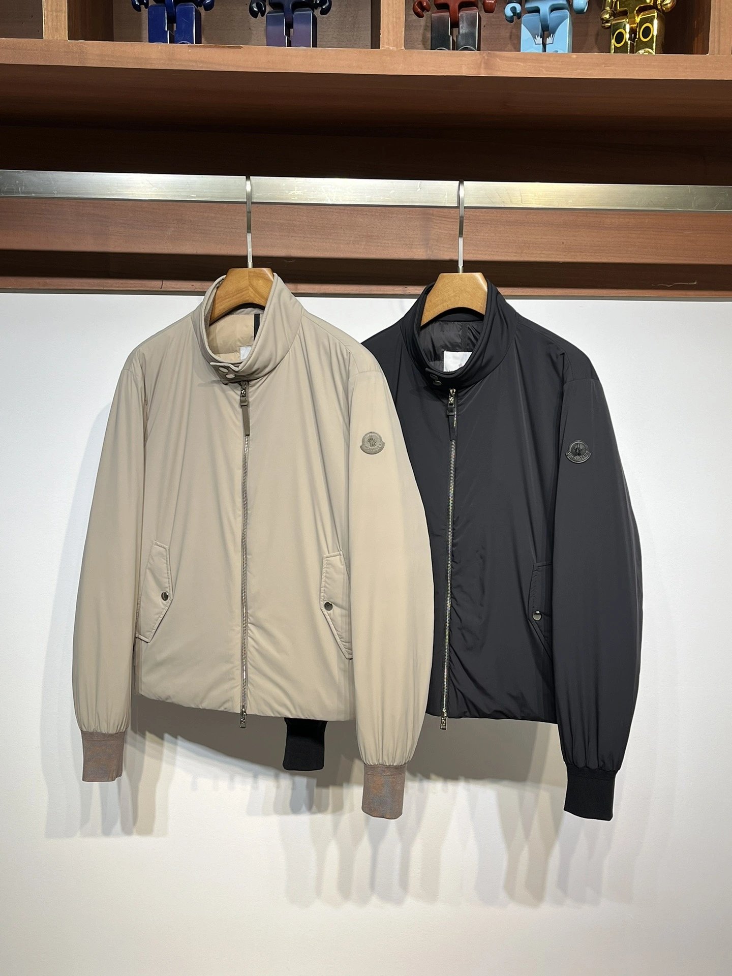 Moncler Down Jackets Packable 146015