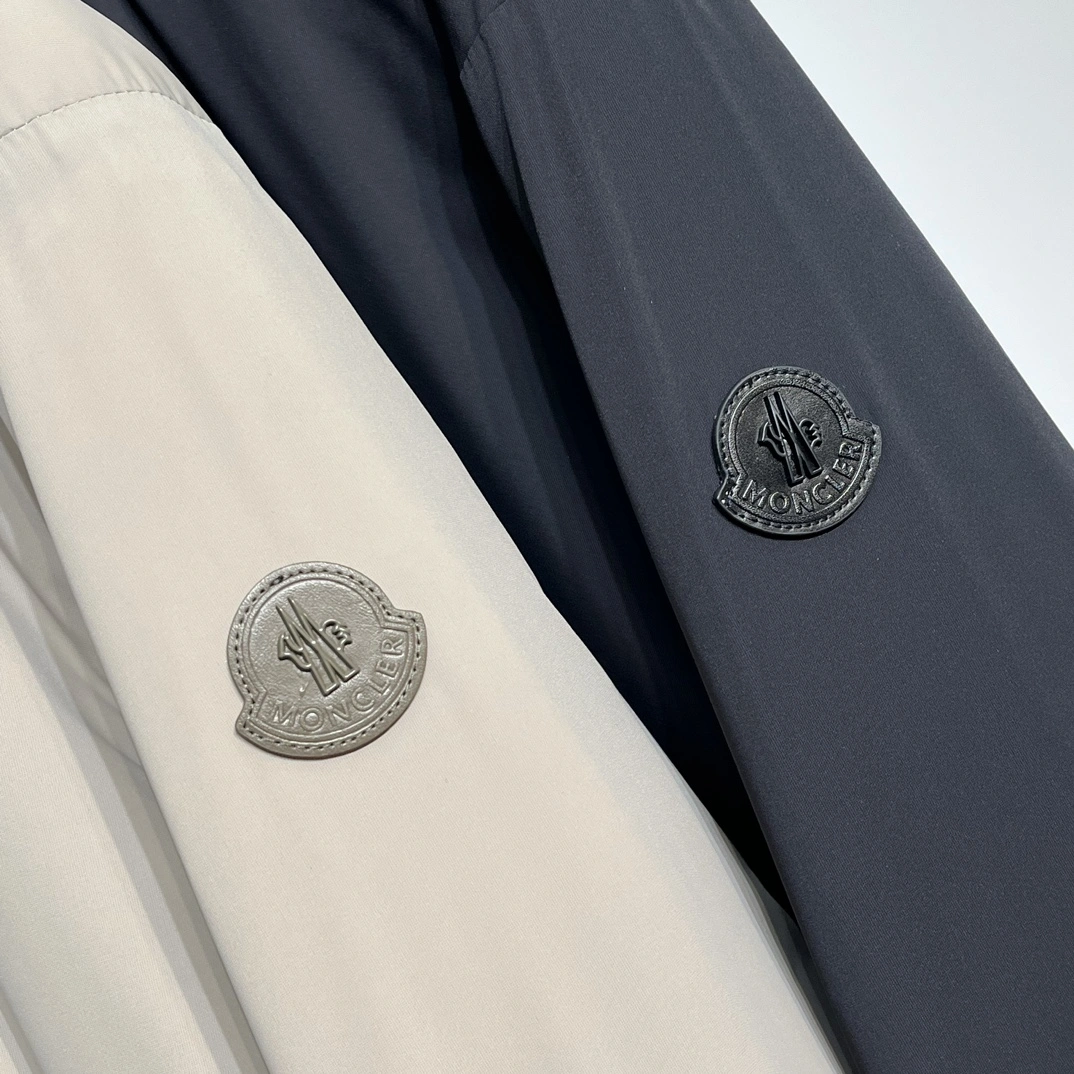 Moncler Down Jackets Packable 146015