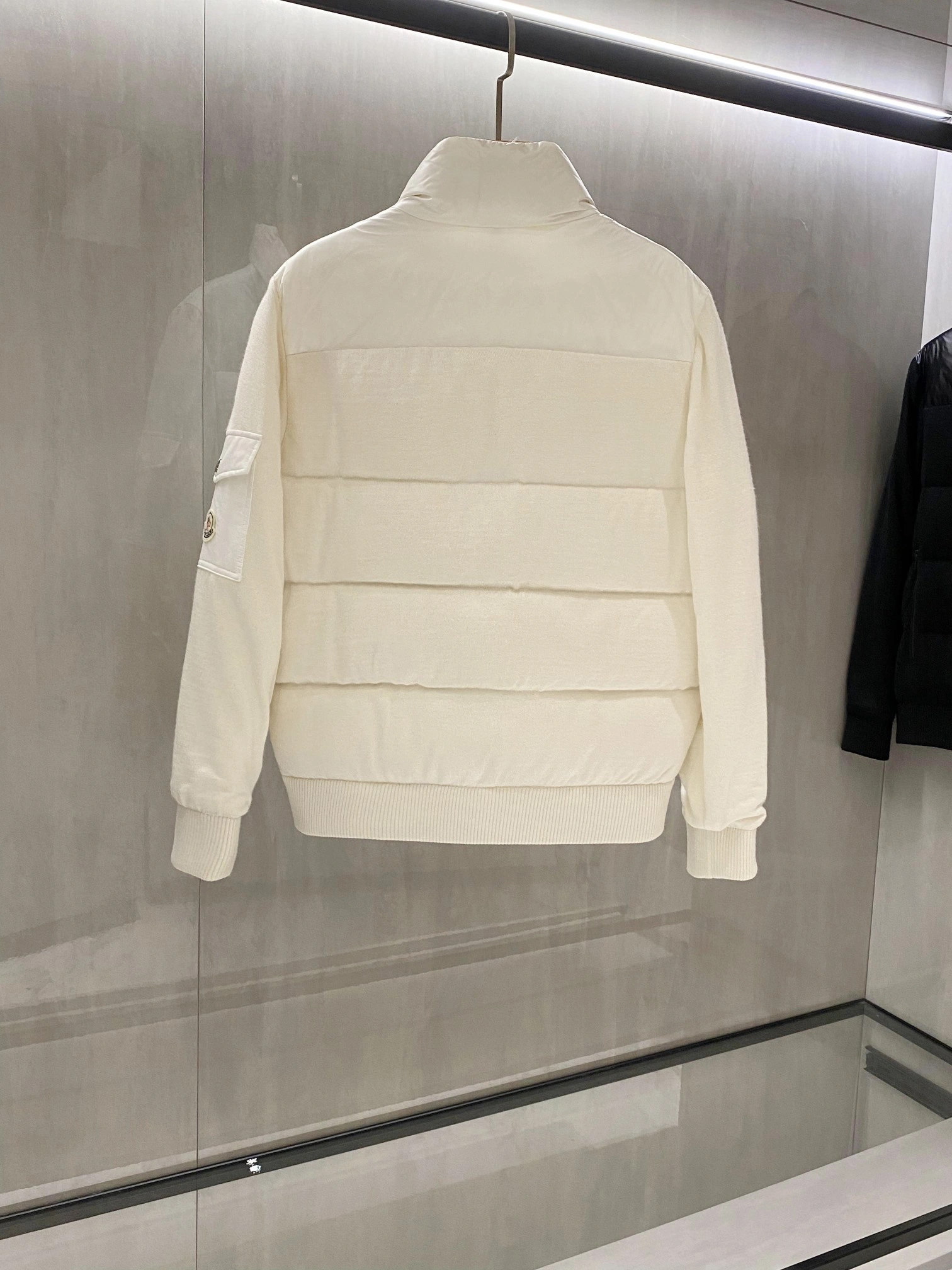 Moncler Down Jackets Modern 145997