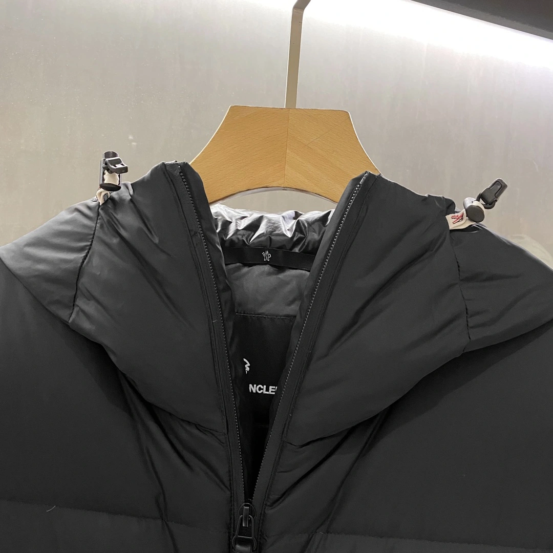 Affordable Moncler Down Jackets 145988