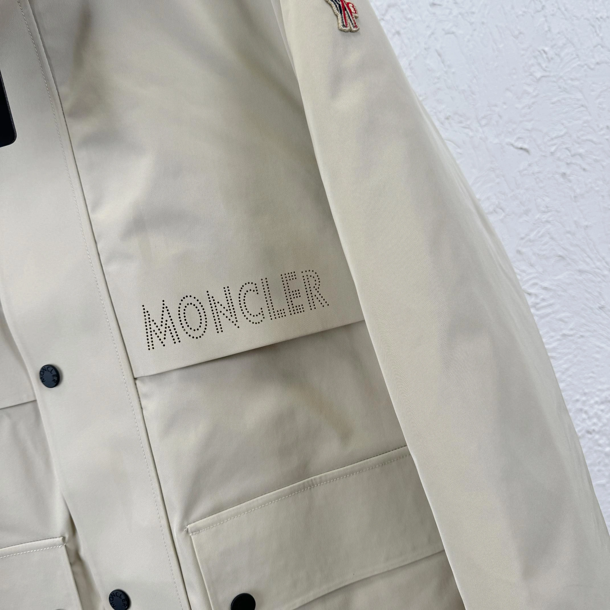 Moncler Down Jackets Colorful 145991