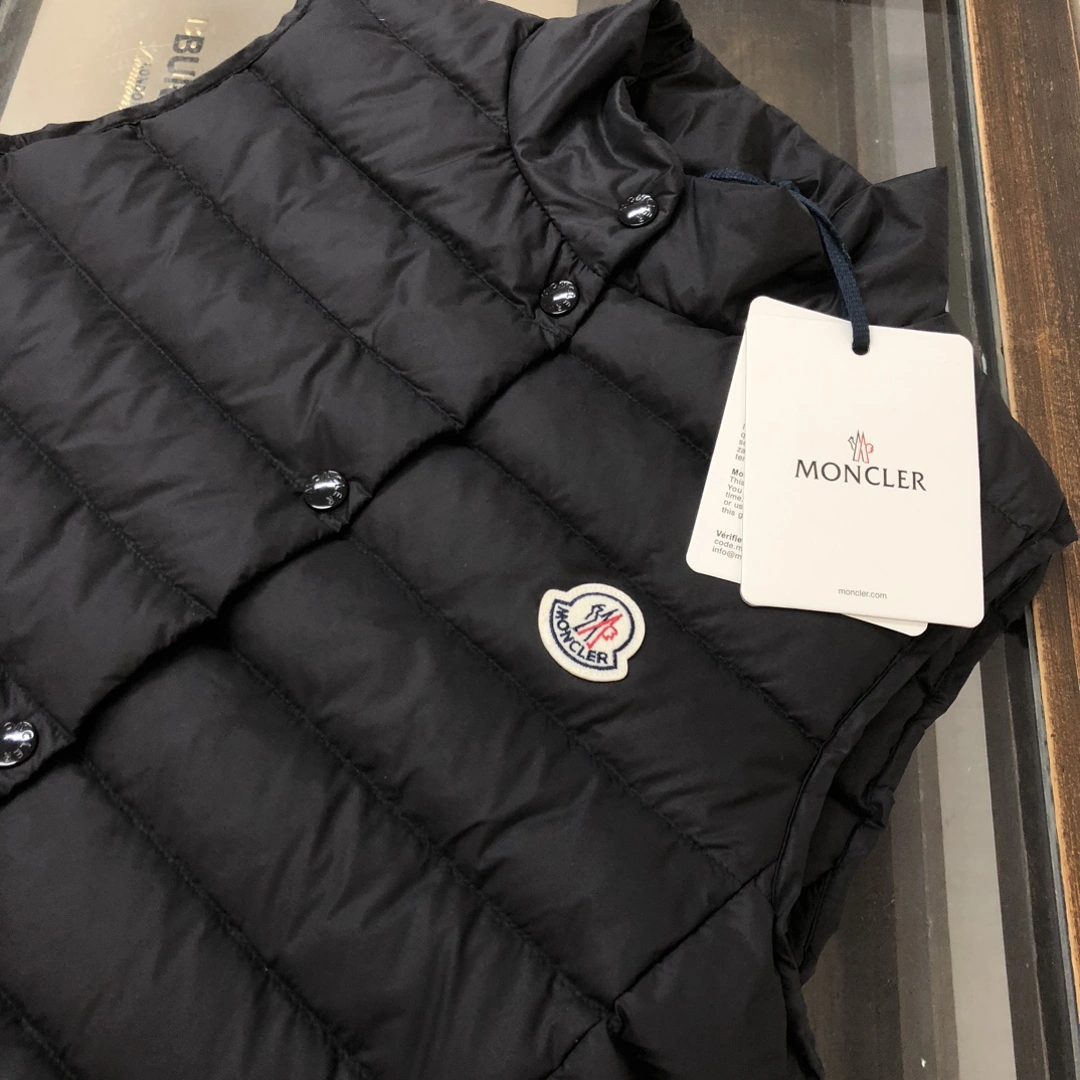 Moncler Down Jackets GoAnywhere 145987