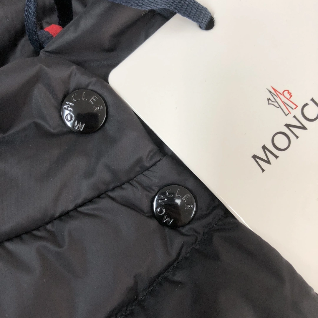 Moncler Down Jackets GoAnywhere 145987