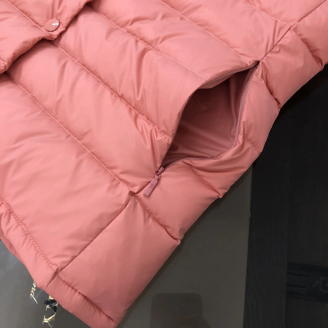UrbanChic Moncler Down Jackets 146000
