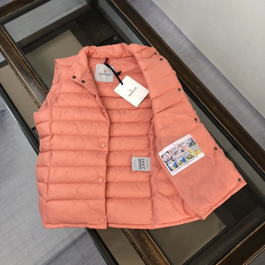 UrbanChic Moncler Down Jackets 146000