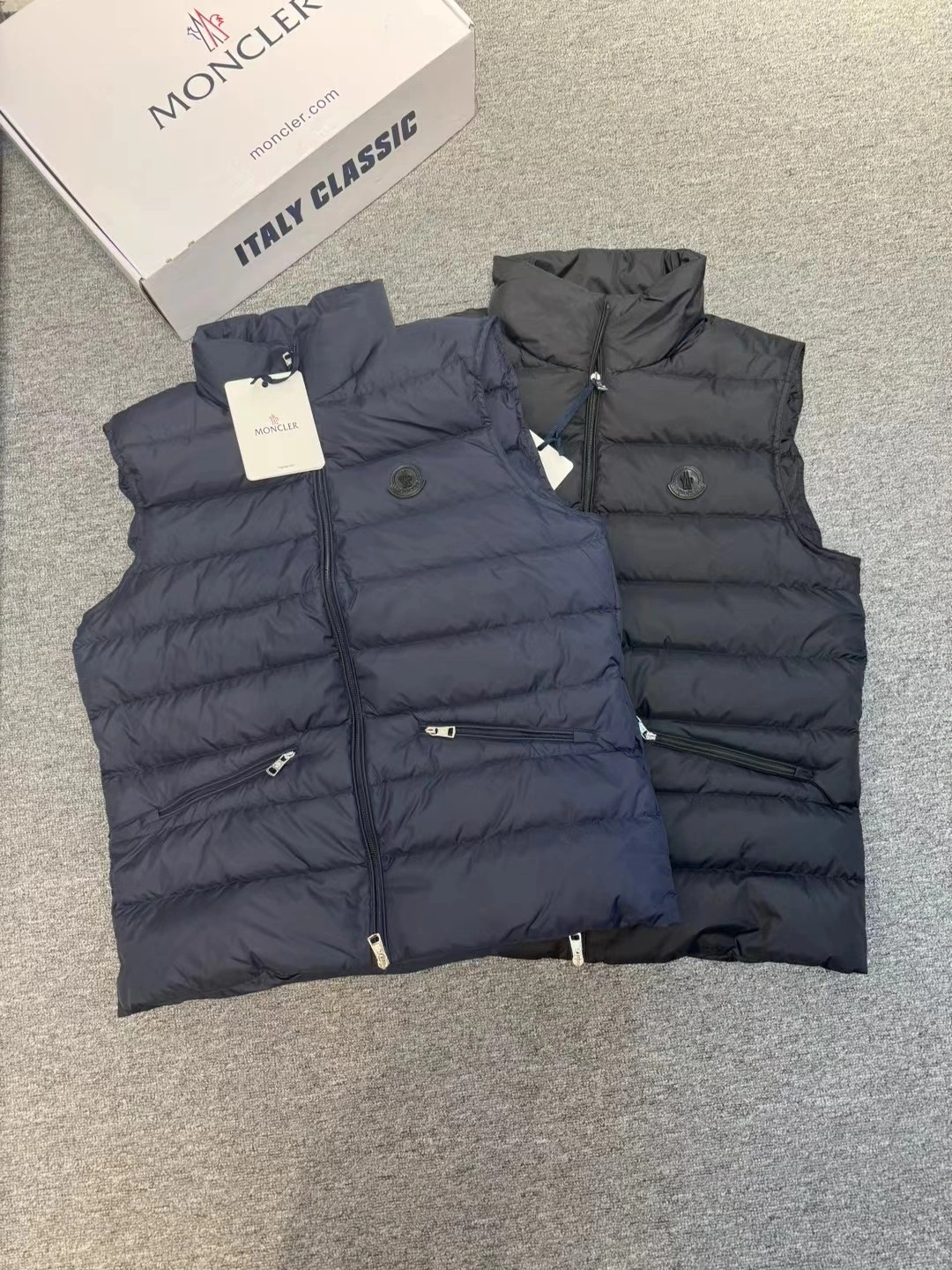 Moncler Down Jackets GoodFit 145983