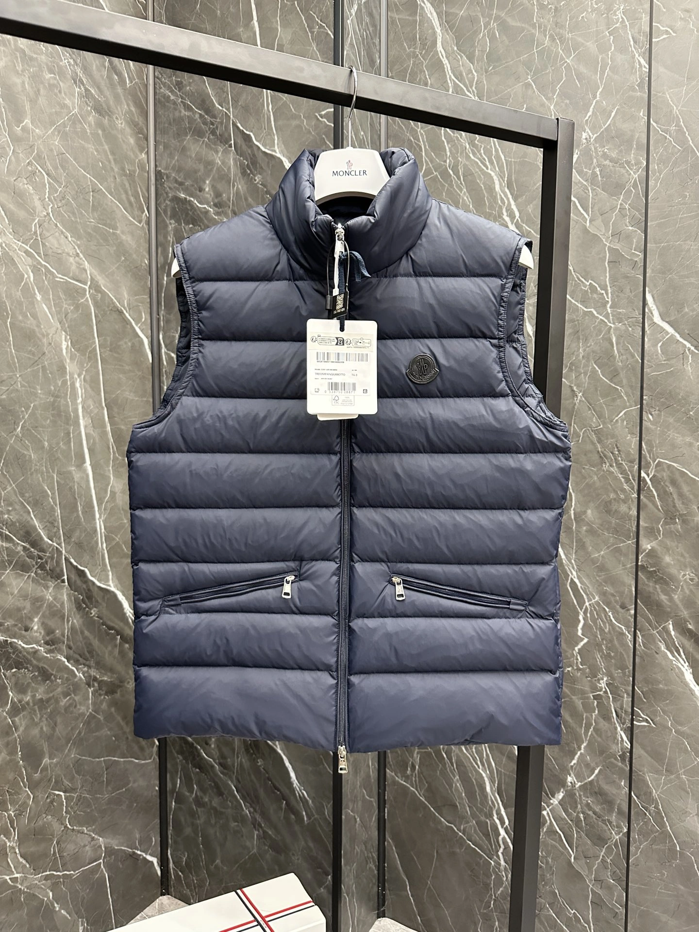 Affordable Moncler Down Jackets 145985
