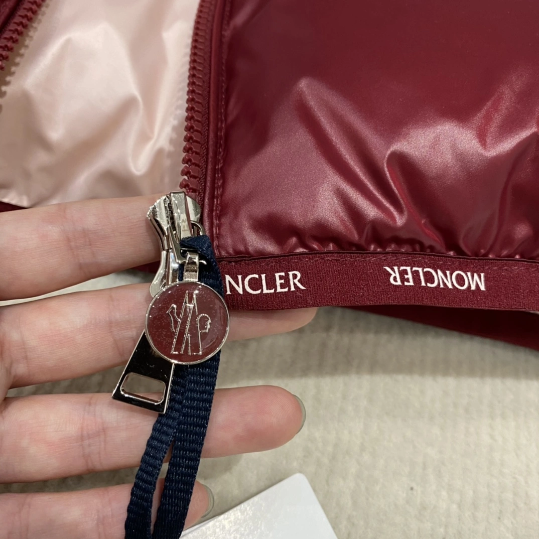 AllSeason Moncler Down Jackets 145977