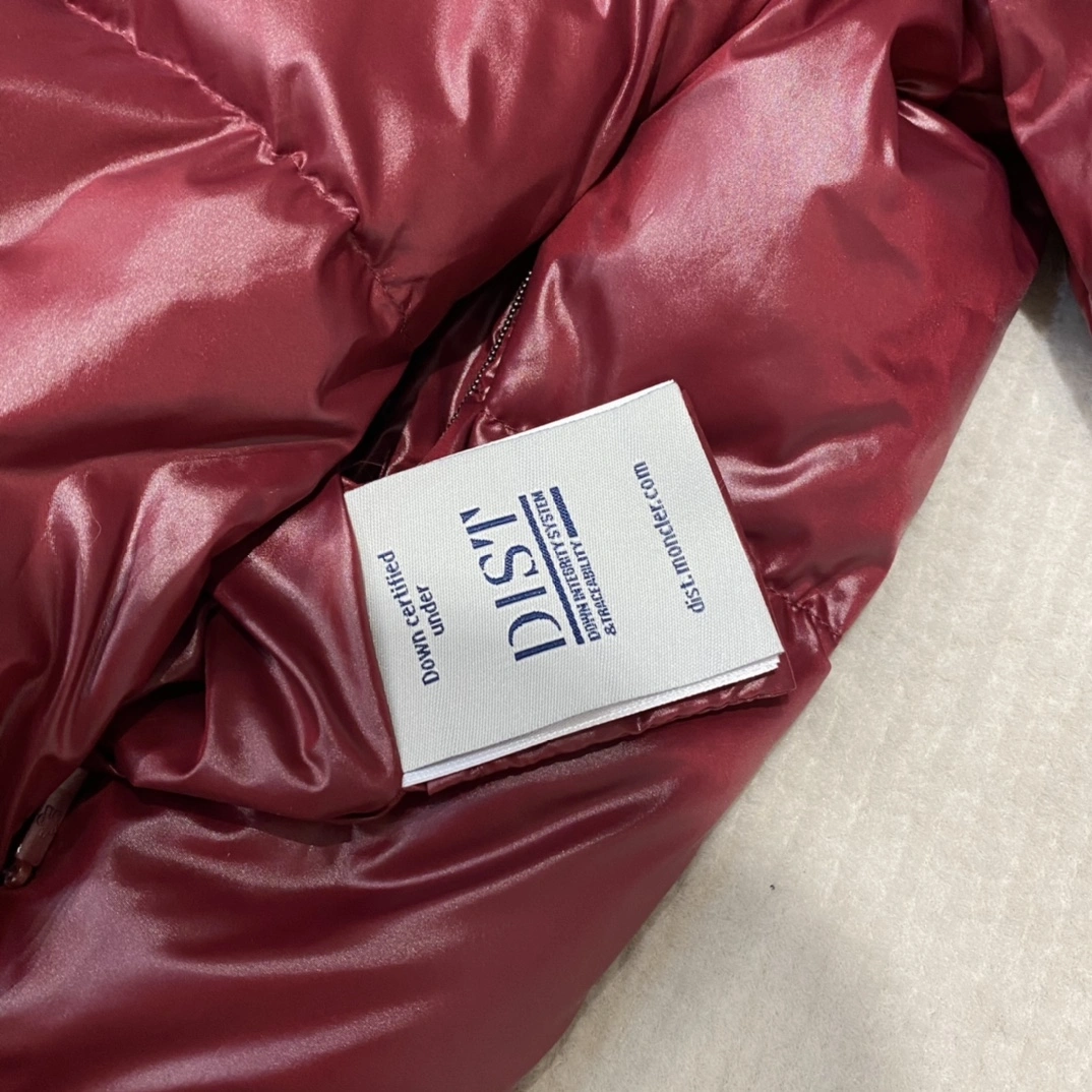 AllSeason Moncler Down Jackets 145977