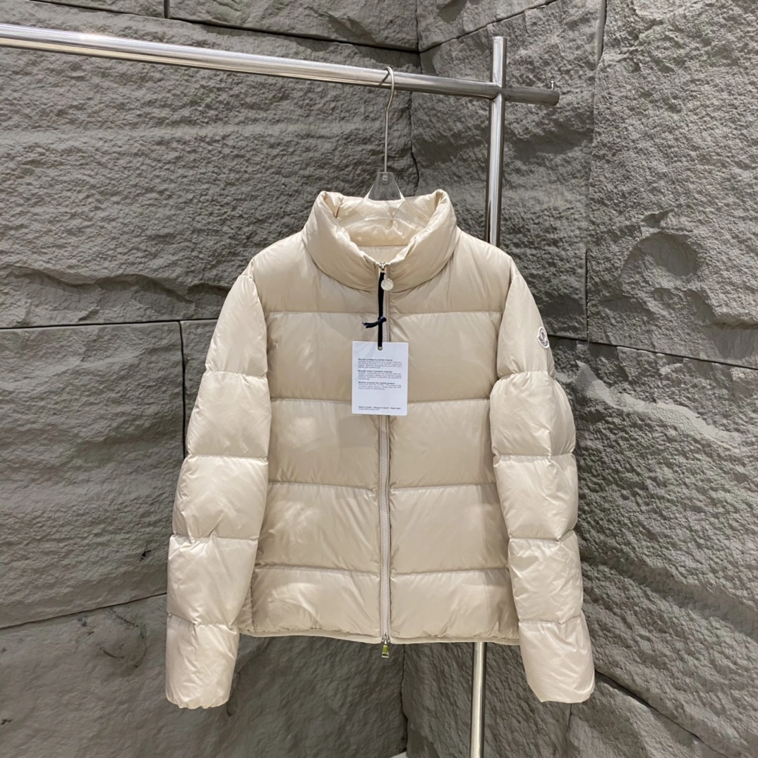 UrbanChic Moncler Down Jackets 145975